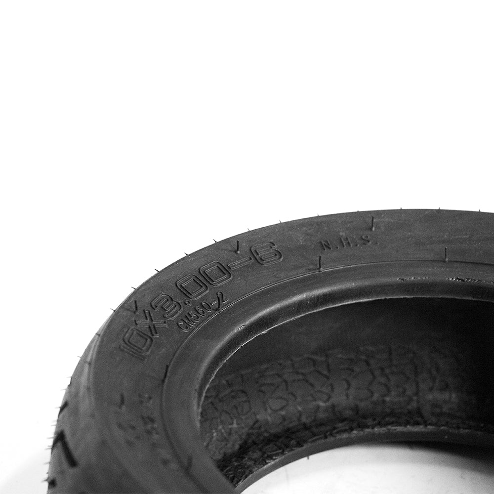 Pneu tubeless 10x3.00-6 CST pour trottinette Dualtron Victor et Nami Klima – pneu large, bonne tenue de route, montage sans chambre à air
