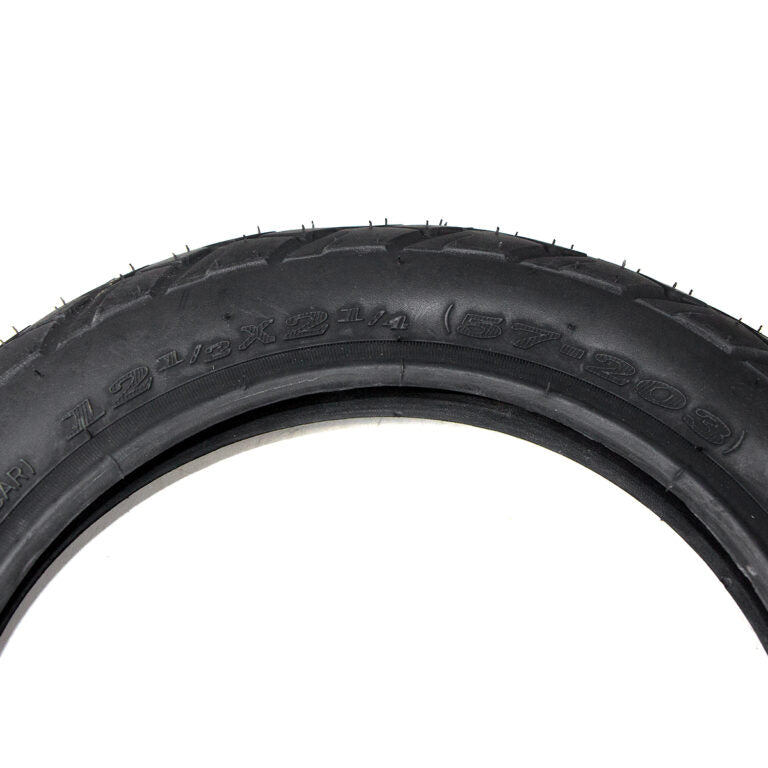 Profil du pneu draisienne 12.5x2.125 offrant adhérence et confort